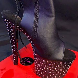 Pleaser Heels size 8